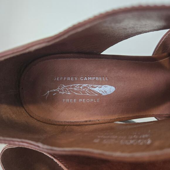 NWOT Jeffrey Campbell x Free People Deep V Cutout‎ Leather Heeled Booties Size 8 - Picture 9 of 10